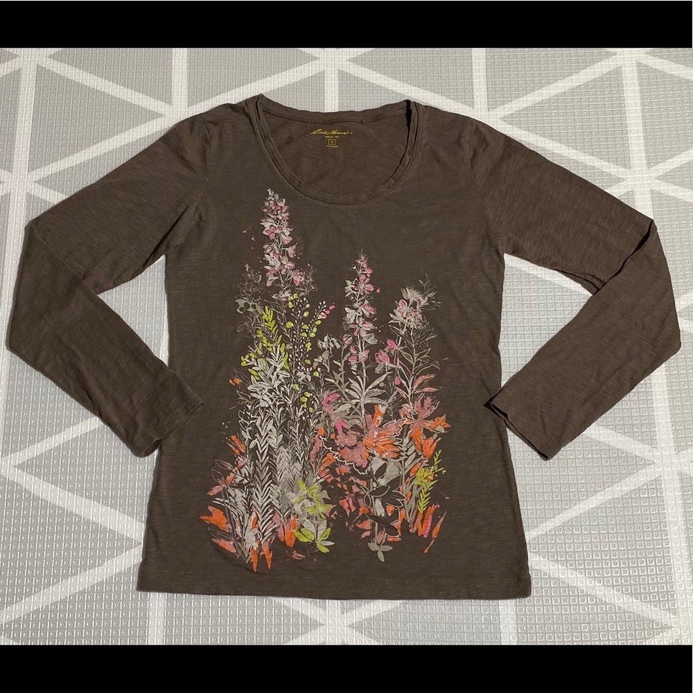 🛍L/S Scoop Neck Graphic Tee